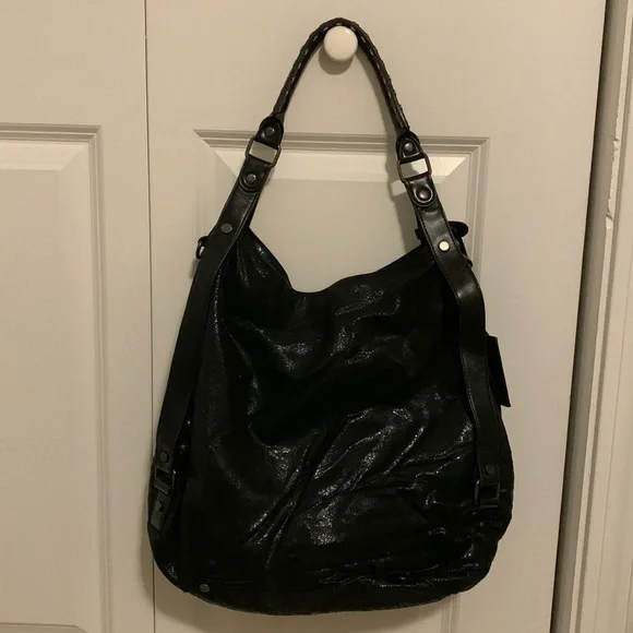 Kenneth Cole Reaction | Bags | Black Kenneth Cole Reaction  display picture 1